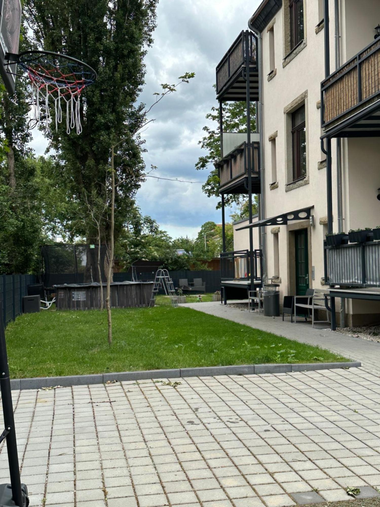 Villarina Dresde Extérieur photo